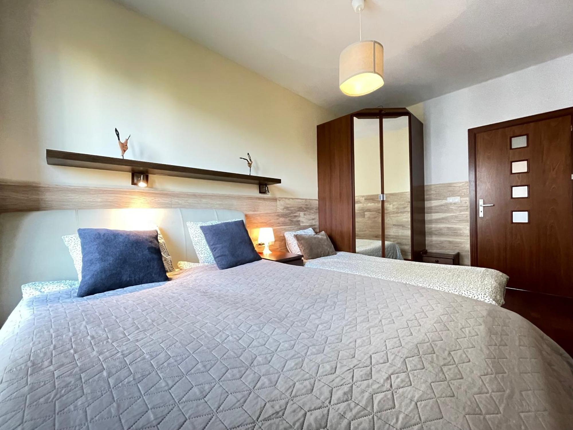 Superior Pulawska, 4 Rooms, 3 Bedrooms, Metro! Recepcion24h! Apartment Warschau